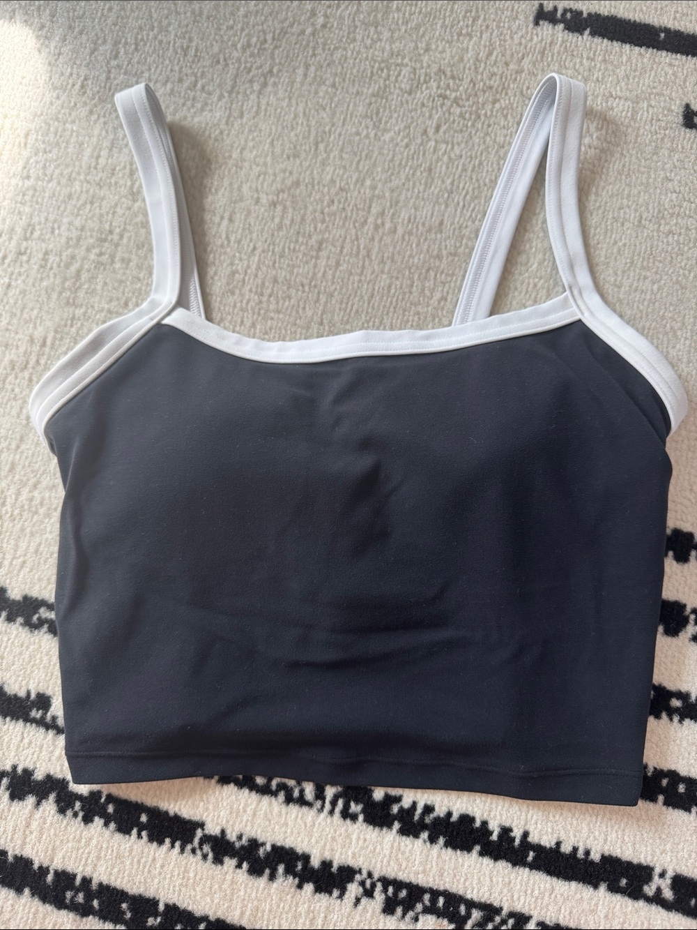 Black and White Cropped Workout Top
